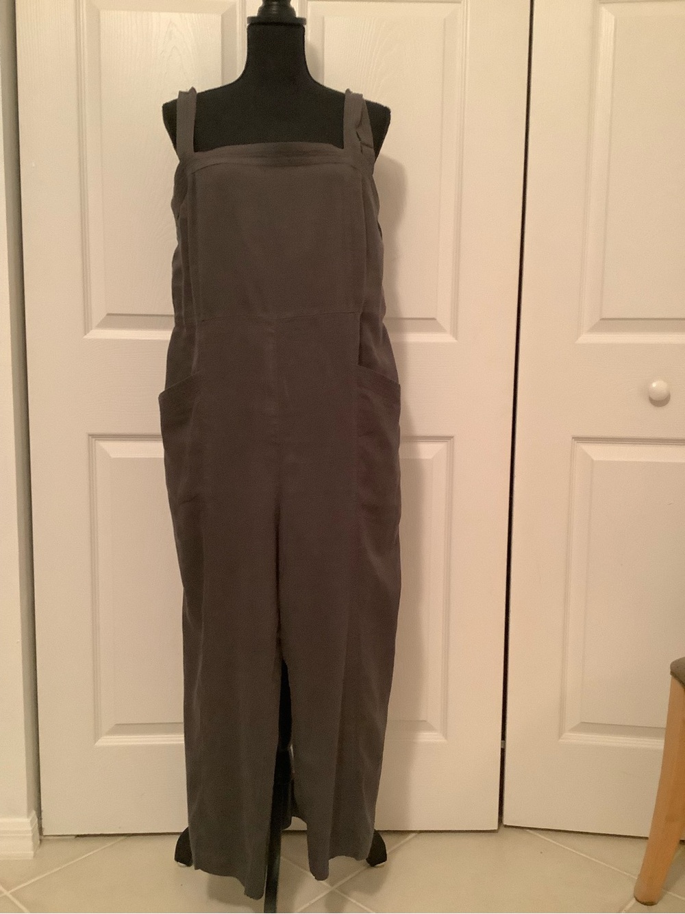 Nicole Miller Gray Pinafore-Style Jumpsuit